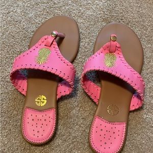 Simply southern women slip on flats.